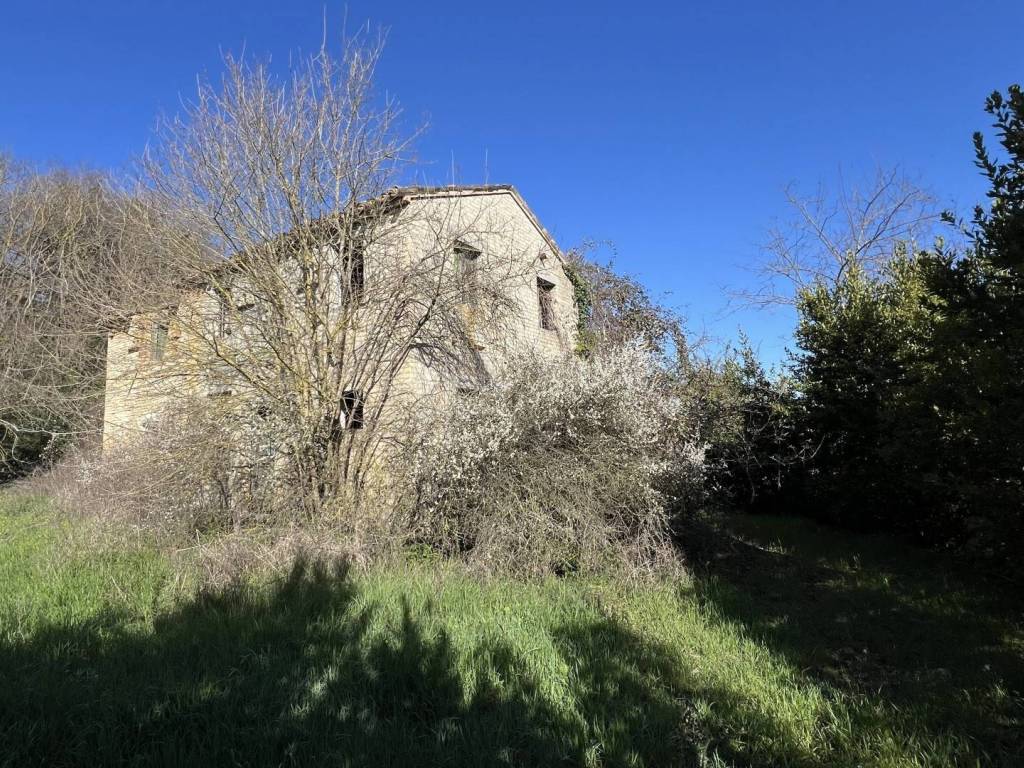 Villa a Monteleone di fermo in Via colle - Foto 2