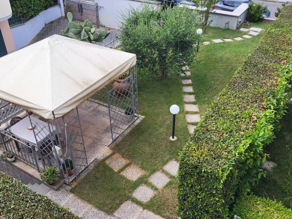 Appartamento a Rosignano marittimo in Via Grazia Deledda - Foto 2