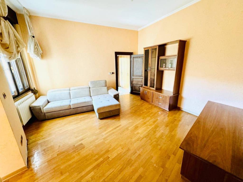 Appartamento a Gorizia in PIAZZA VITTORIA - Foto 4
