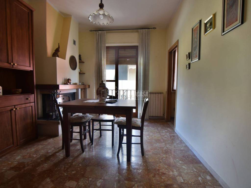 Appartamento a Matelica in Via Raffaele Fidanza - Foto 4