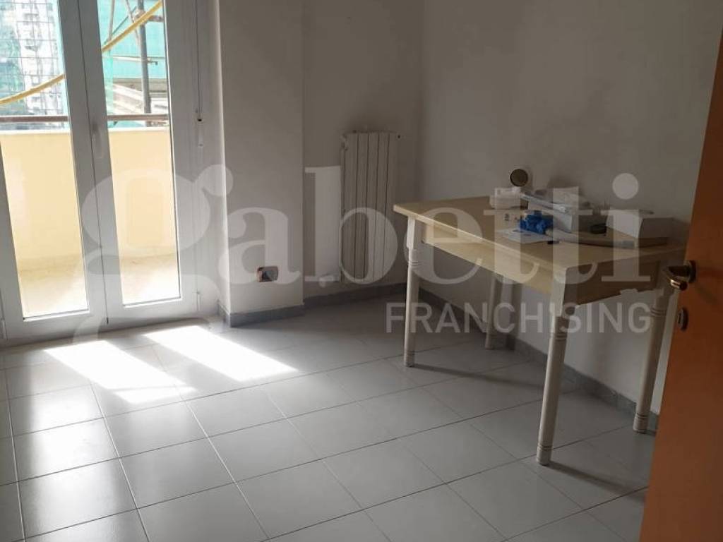 Appartamento a Taranto in PIAZZA SANDRO PERTINI , 11 - Foto 5