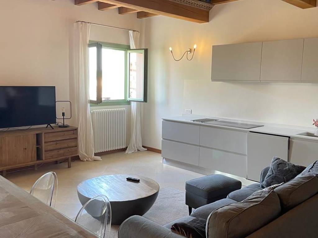 Appartamento a Ferrara in Via Antonio Brasavola - Foto 3