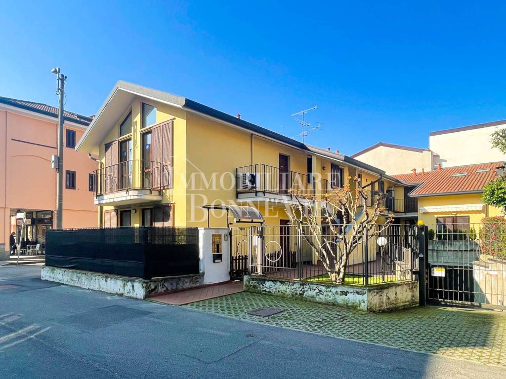 Appartamento a Lentate sul seveso in Via Giuseppe Garibaldi - Foto 2