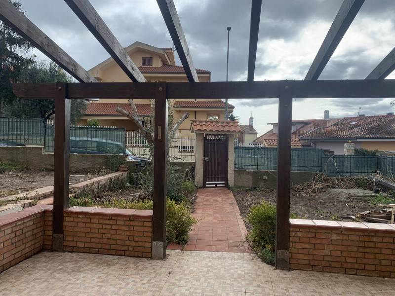 Villa a Lamezia terme in Via Giuseppina De Stefani - Foto 2