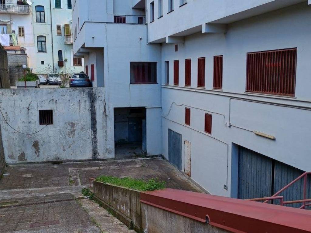 Box / garage a Lamezia terme in Via Fabio Filzi - Foto 5