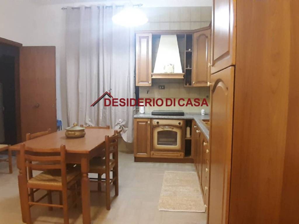 Appartamento a Campofelice di roccella in Piazza Croce - Foto 3
