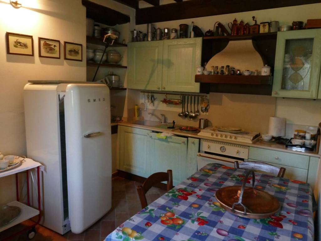 Casa indipendente a Canossa in Via Sottorio - Foto 4