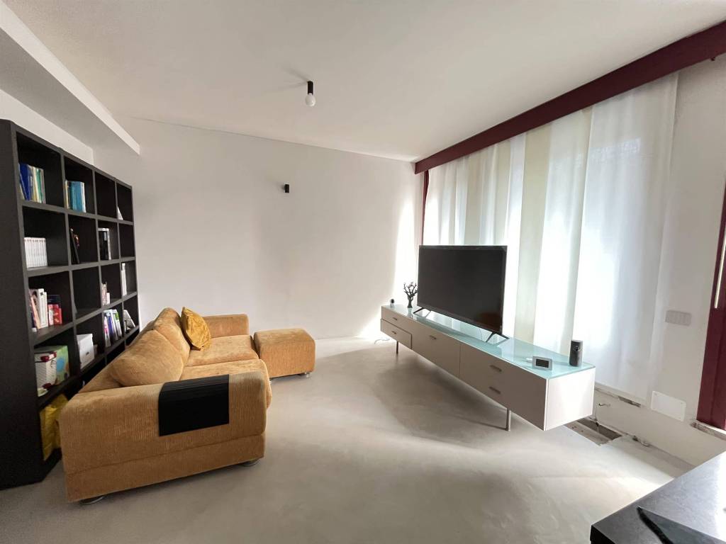 Appartamento a Vigevano in Piazza Sant'Ambrogio - Foto 4