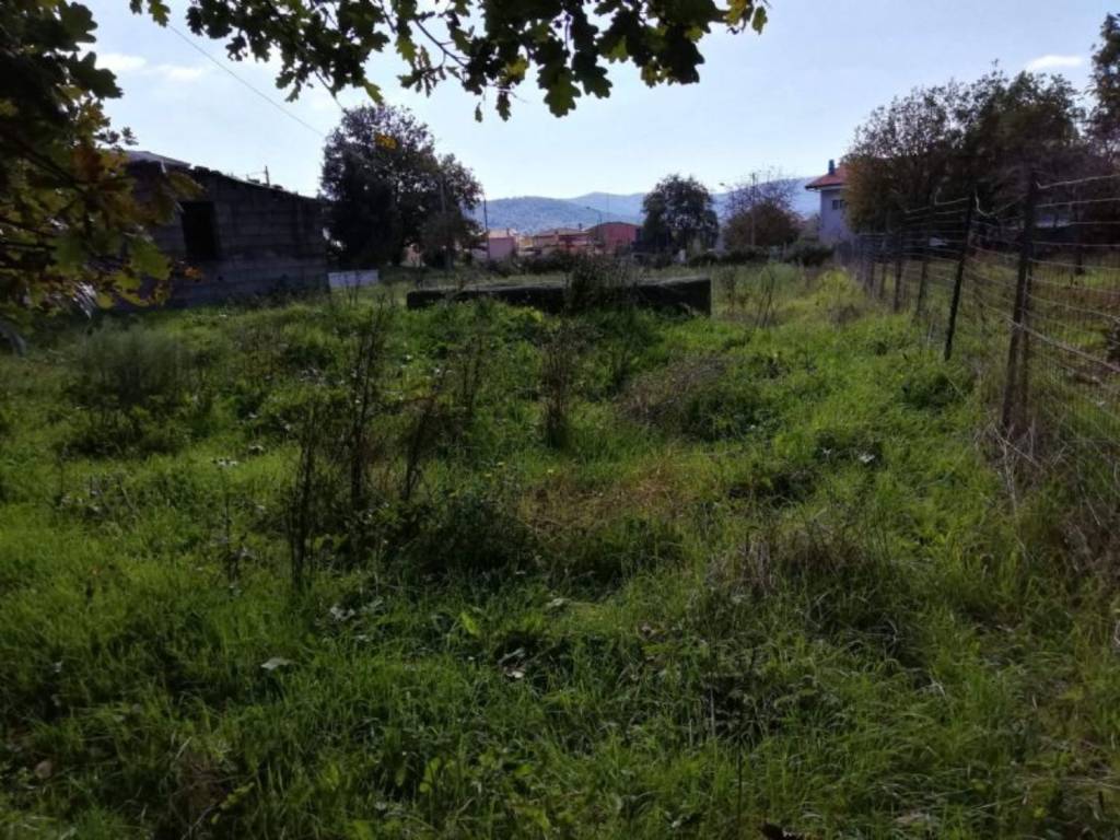 Terreno a Austis in Via Toscana - Foto 2