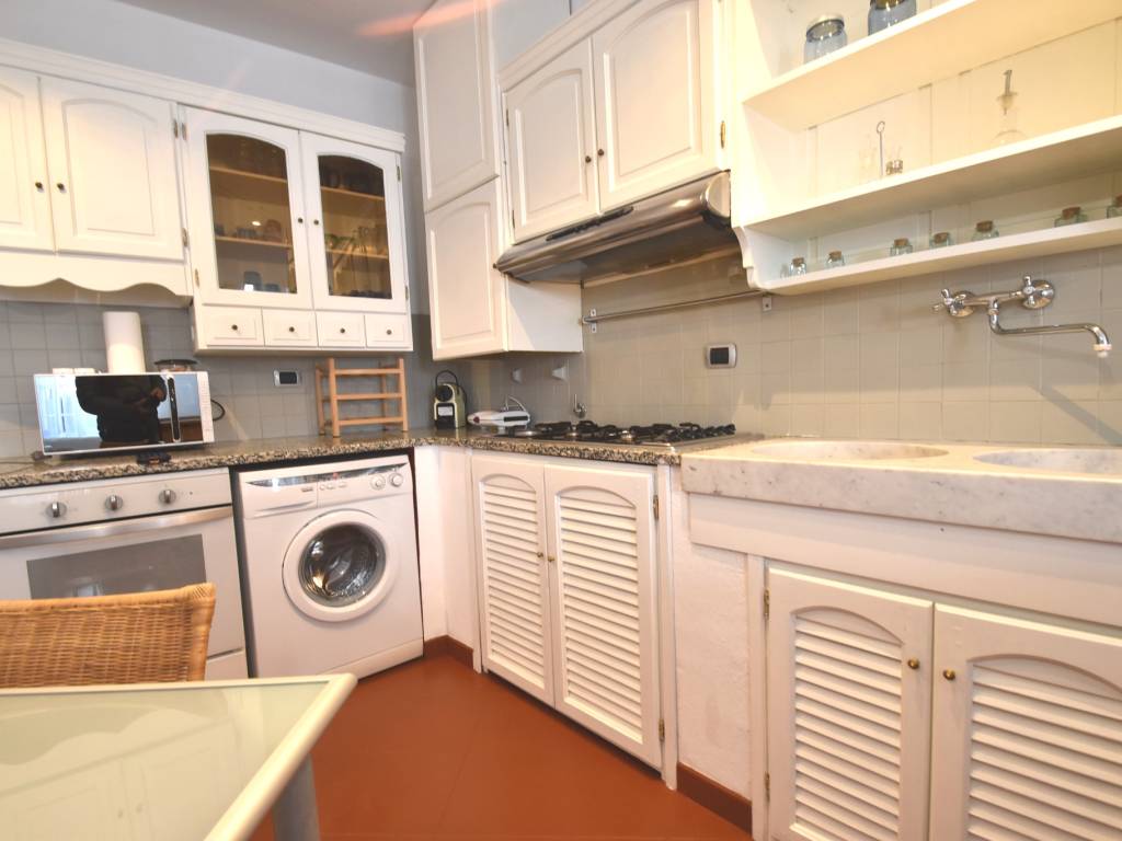 Appartamento a Loano in Via Renato Boragine - Foto 2