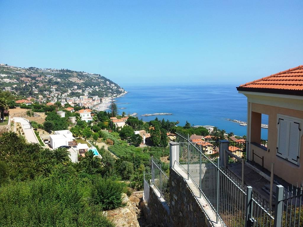 Villa a Ospedaletti in Strada delle Ginestre - Foto 2