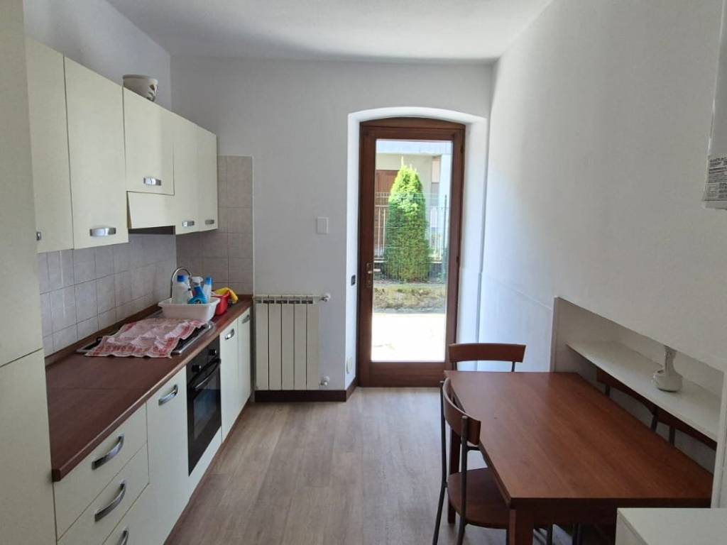 Appartamento a Viggiù in Via Antonietta Castagna, 20 - Foto 2