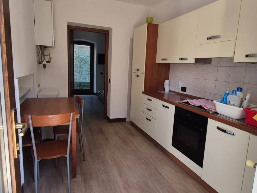 Appartamento a Viggiù in Via Antonietta Castagna, 20 - Foto 3