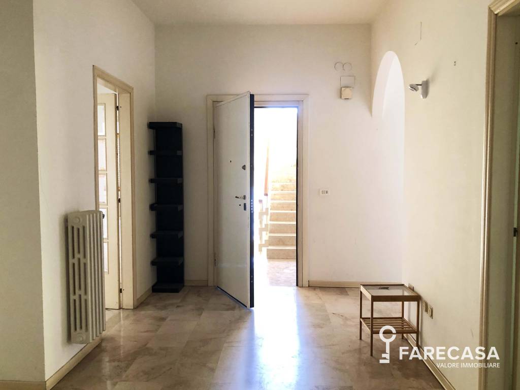 Appartamento a Teramo in Via Don Luigi Sturzo, 28 - Foto 5