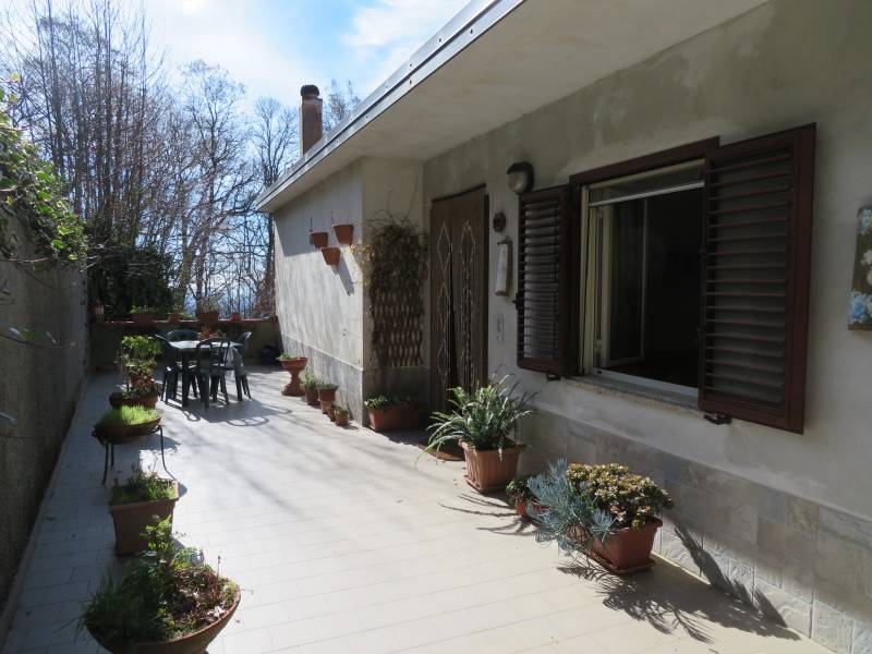 Villa a Serrastretta in Vico 1 Dante Alighieri - Foto 3