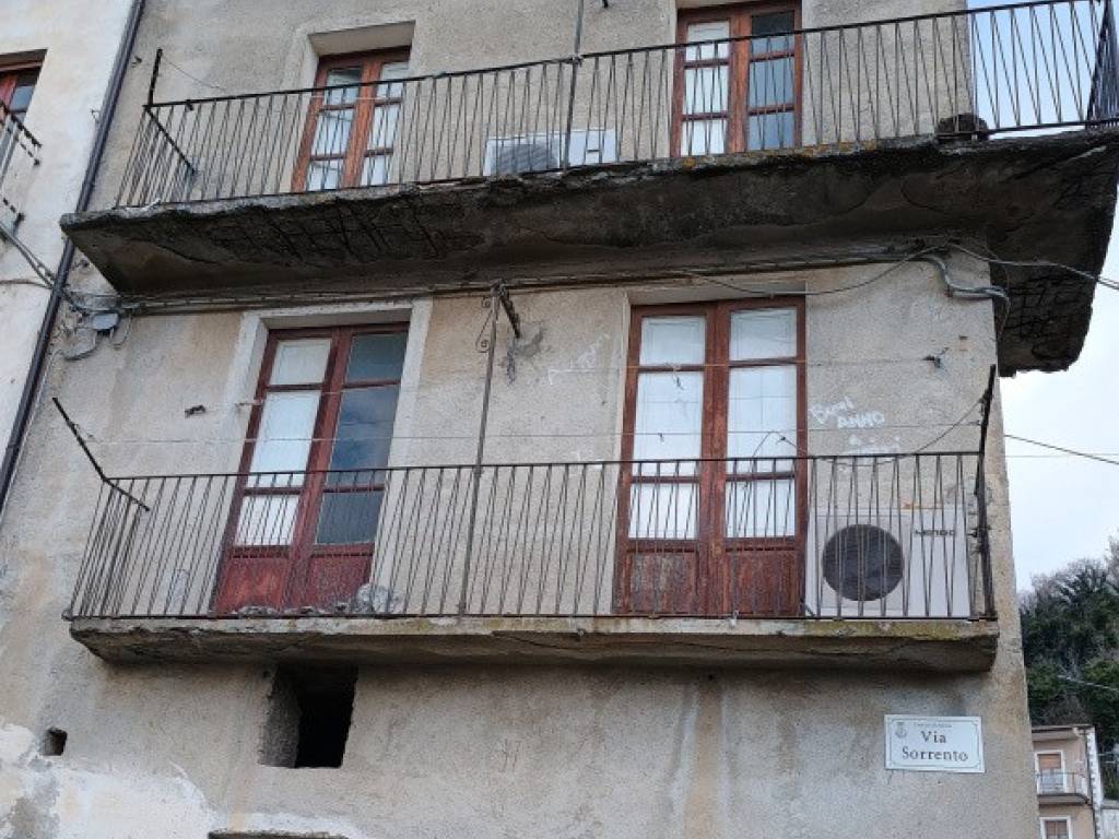 Palazzo / stabile a Falerna in Vico Cesare Bartolotta - Foto 2