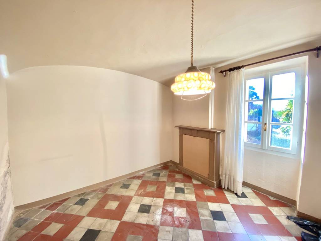 Villa a Castelveccana in Via Cesare Battisti - Foto 2