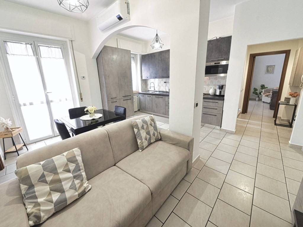 Appartamento a Monza in Via Don Giovanni Minzoni, 11 - Foto 2