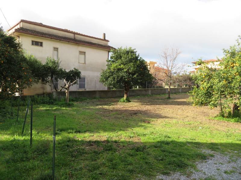 Terreno a Lamezia terme in Via Salvatore Foderaro - Foto 3