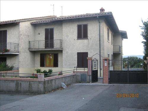 Rustico / casale a Casole d'elsa in via Isola d'Elba 22 - Foto 2