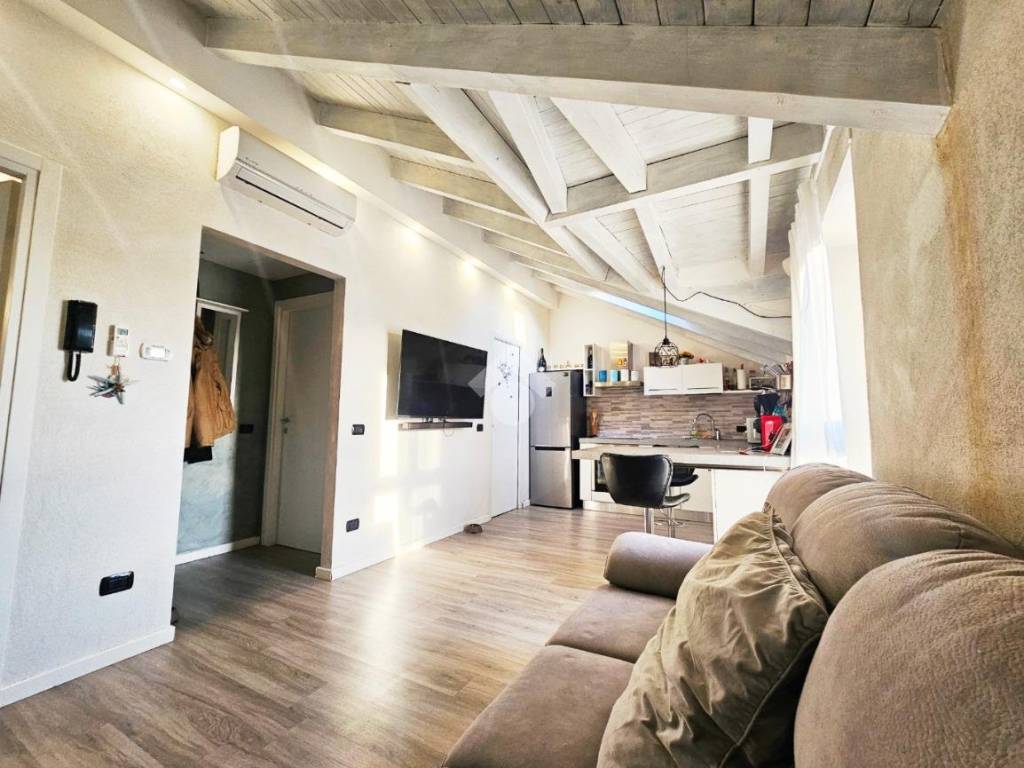 Appartamento a Gerenzano in Via L. Einaudi, 44 - Foto 2