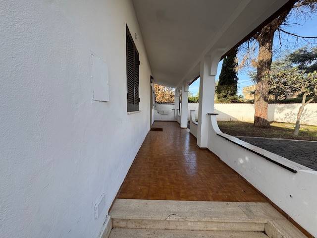 Villa a Aprilia - Foto 3