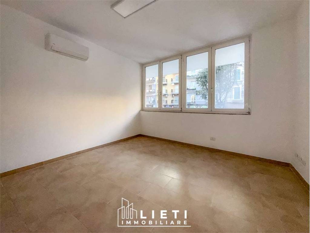 Appartamento a Taranto in Via Otranto, 30 - Foto 2