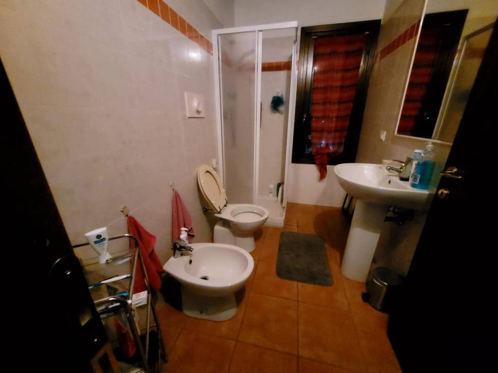 Appartamento a Piacenza in Via Enrico Andreoli - Foto 2