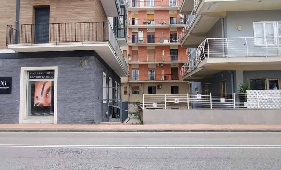 Immobile a Salerno in Via Lungomare Cristoforo Colombo - Foto 2