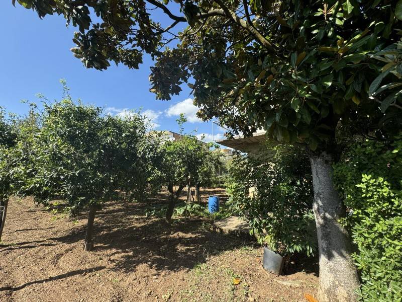 Terreno a Lamezia terme in Via degli Enotri - Foto 2