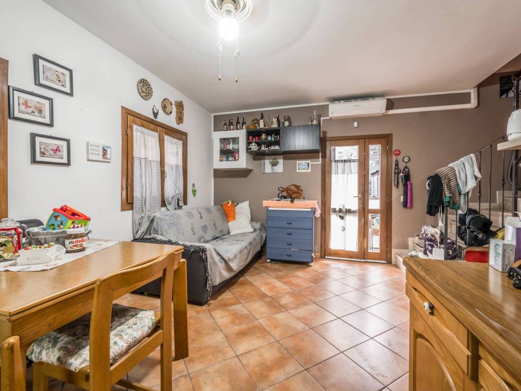 Casa indipendente a Casalgrande in Via Canalazzo - Foto 4