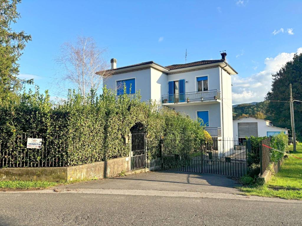 Villa a Lucca in Via di Fregionaia, 133 - Foto 2
