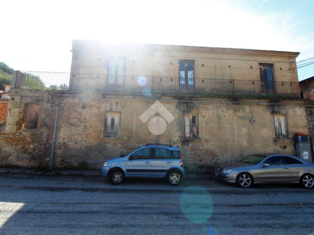 Casa indipendente a Reggio calabria in Via Emilia, 102 - Foto 3
