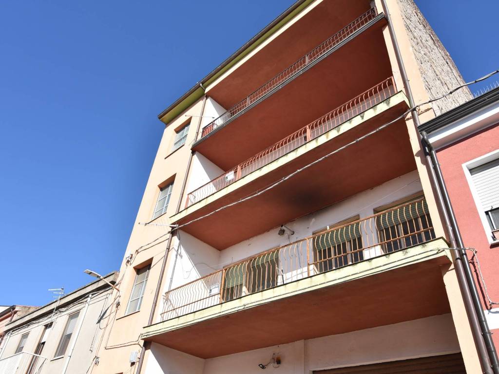 Appartamento a Macomer in Via Leonardo da Vinci, 20 - Foto 2