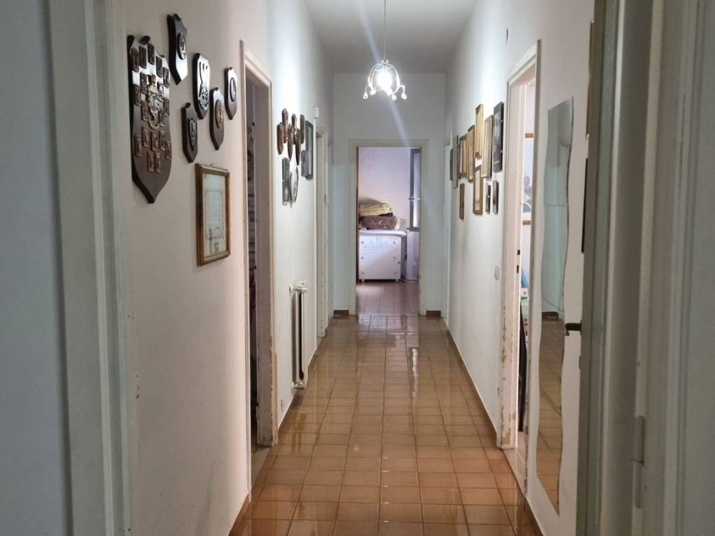 Appartamento a Velletri in Via Basilio Magni - Foto 2