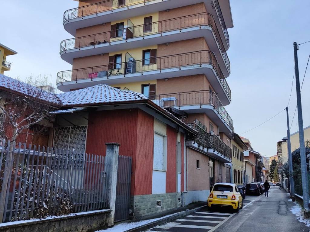 Appartamento a Collegno in Via Bologna, 33 - Foto 2