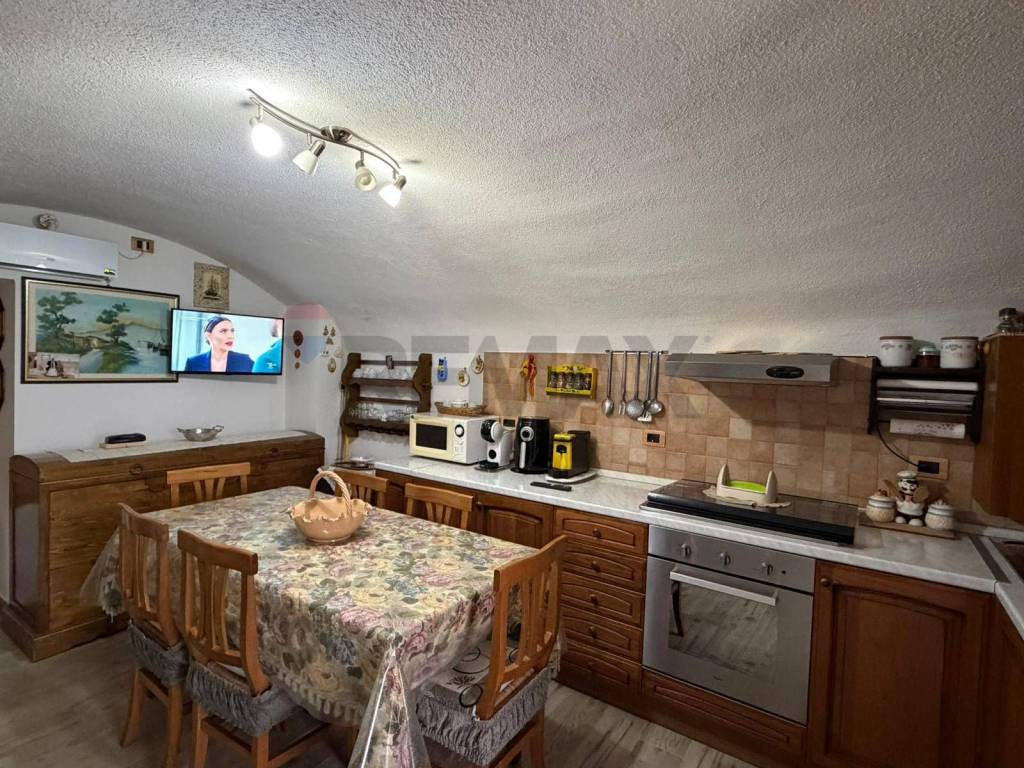 Casa indipendente a Ateleta in RICCI-MACCARONI, 42 - Foto 2