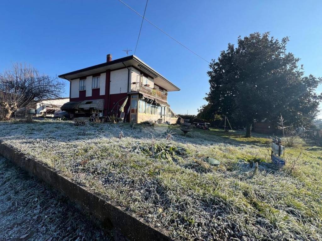 Villa a Campolongo maggiore in Via Basse, 48 - Foto 3
