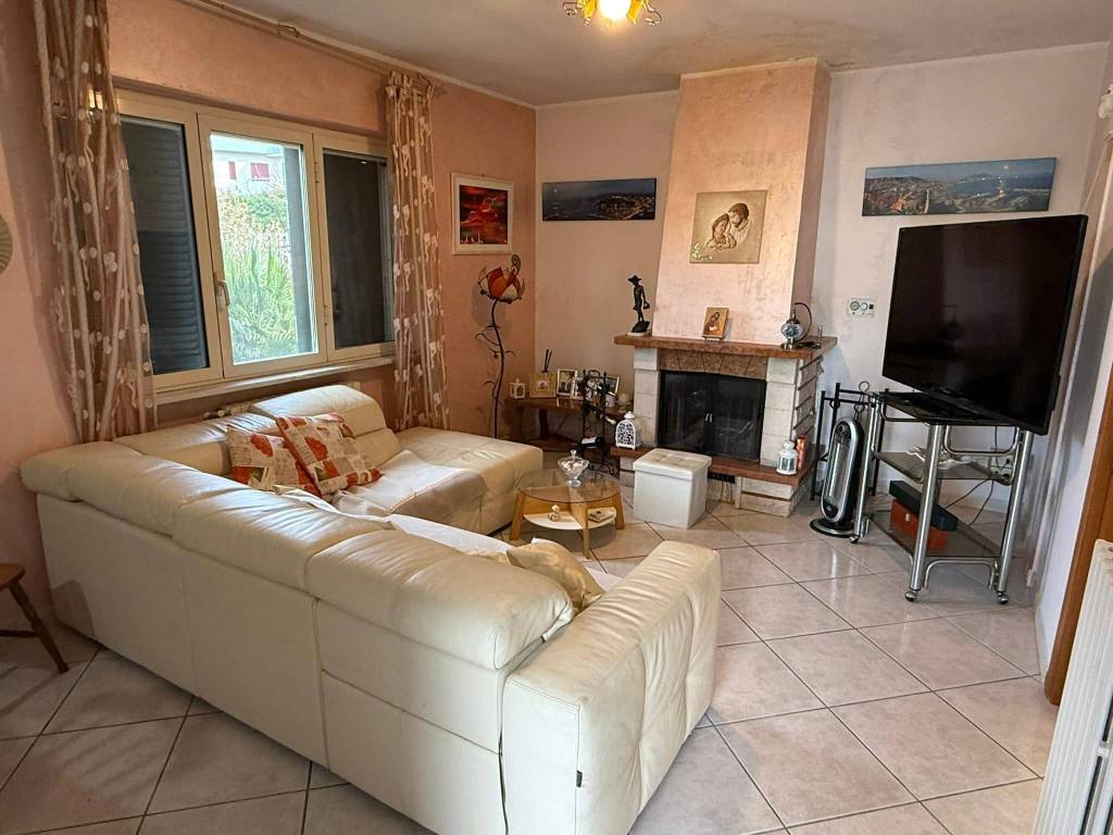 Villa a Agropoli in Via Iscalonga - Foto 2