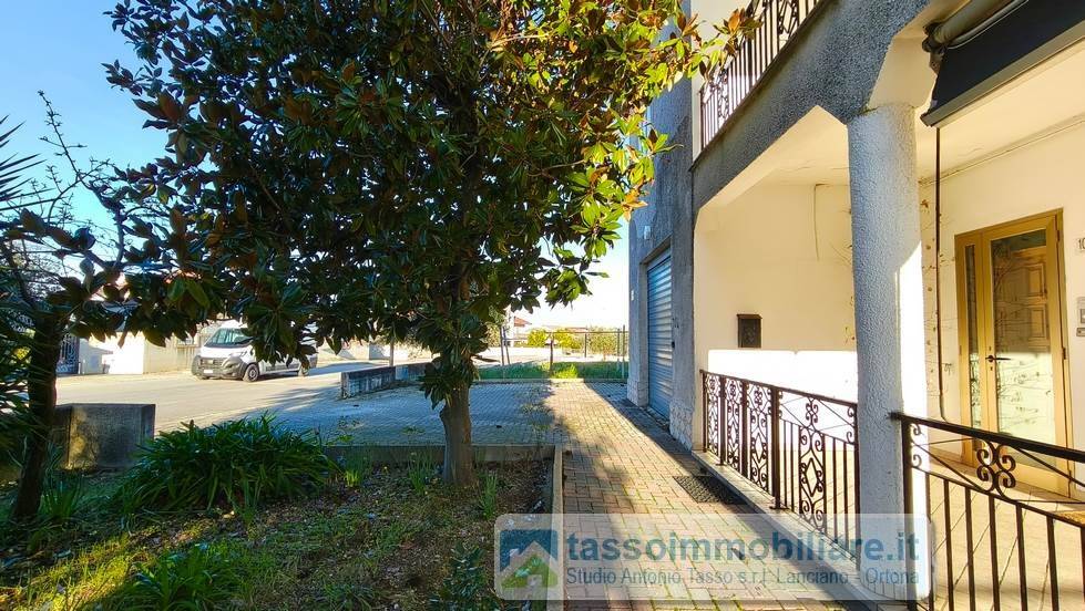 Villa a Crecchio in strada statale 538, 104 - Foto 2