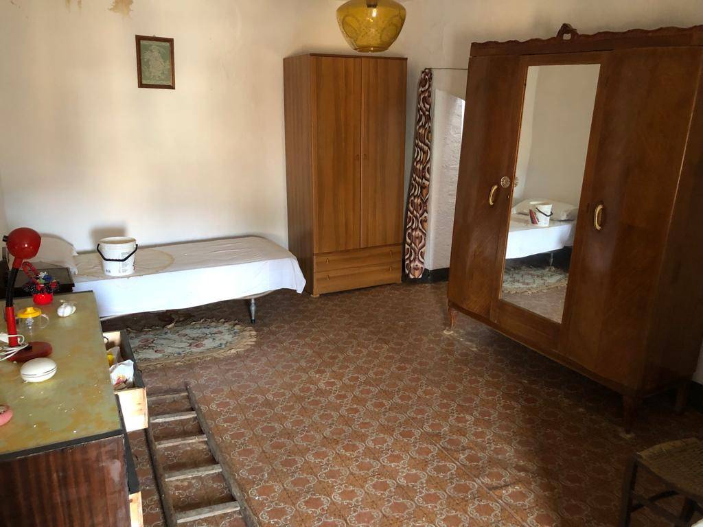 Casa indipendente a Castelbuono in Via Vetriera - Foto 5