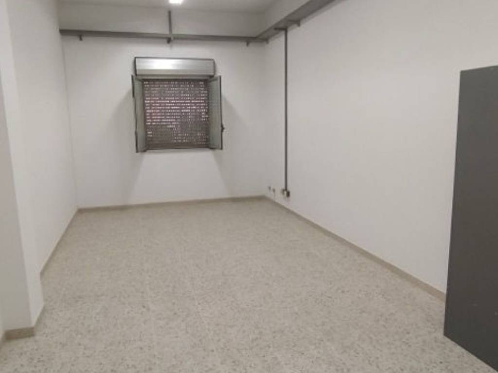 Immobile a Bari in Viale Gennaro Trisorio-Liuzzi - Foto 2