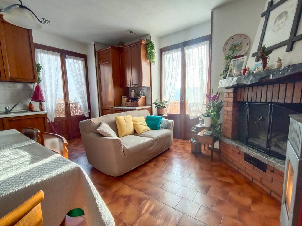 Appartamento a Valbrona - Foto 4