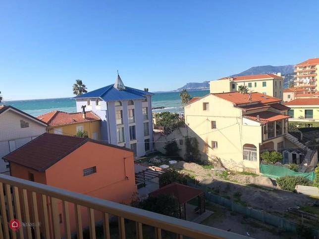 Appartamento a Ventimiglia in Via Asse - Foto 5