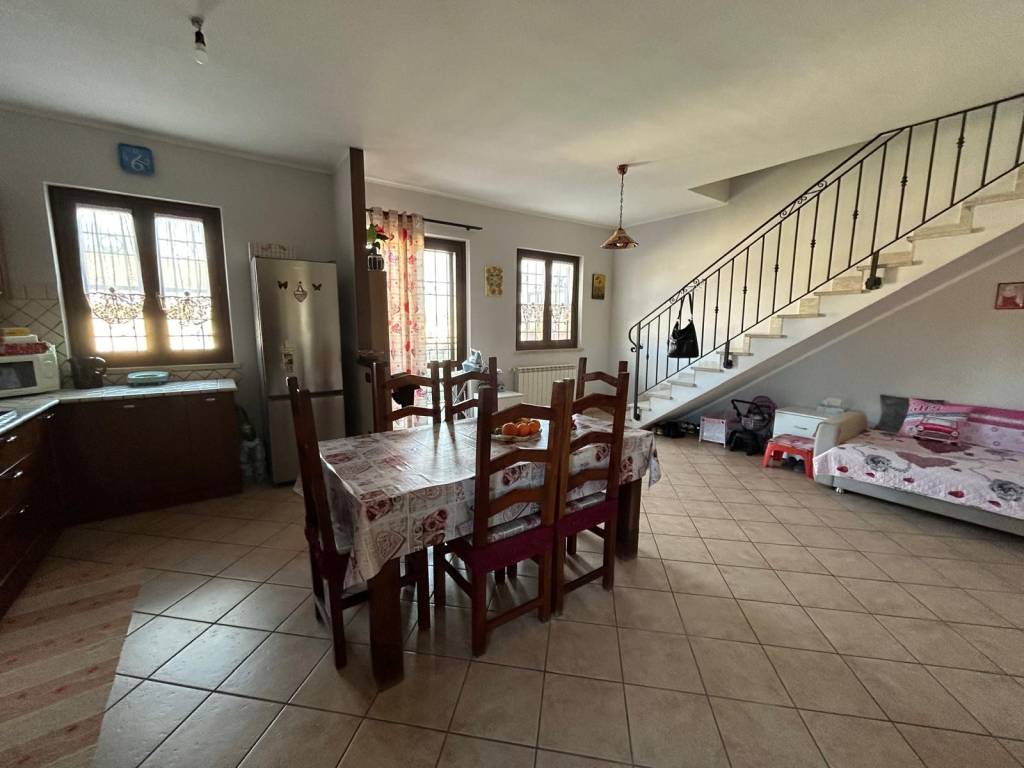 Appartamento a Fiumicino in Via Giuseppe Oblach - Foto 2