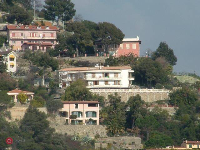 Attico / mansarda a Ventimiglia in Via Collasgarba - Foto 3