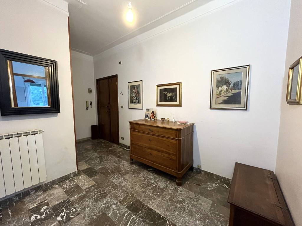 Appartamento a Imperia in Via Paolo Gibelli, 27 - Foto 2