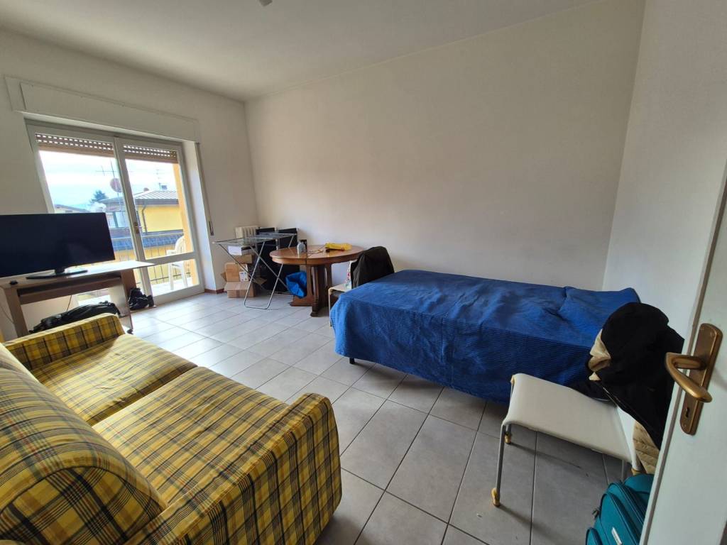 Appartamento a Verbania in Via Asti, 5 - Foto 2