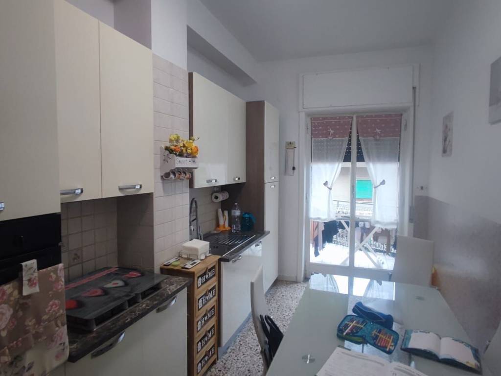 Appartamento a Pontecagnano faiano in Via Sicilia - Foto 4