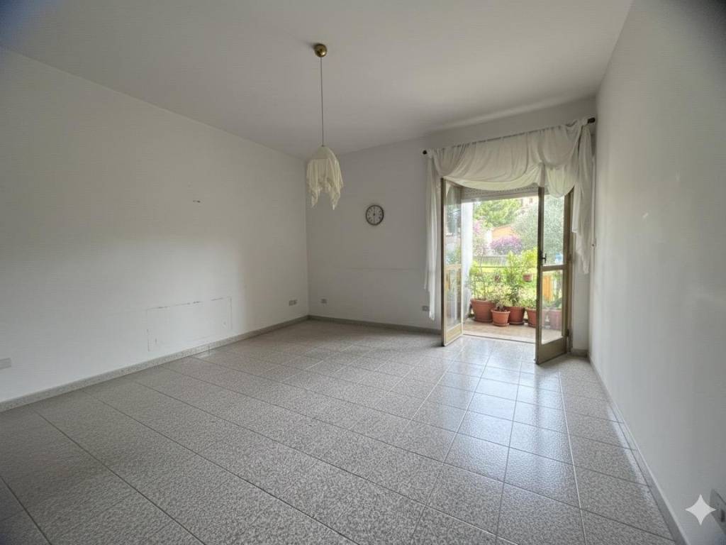 Appartamento a Reggio calabria in Via Dei Tulipani - Foto 4